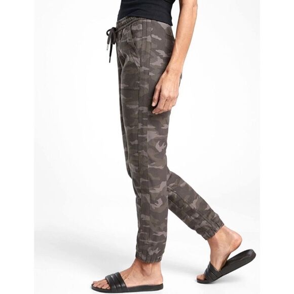 Athleta Farallon Camo Jogger - Picture 5 of 14
